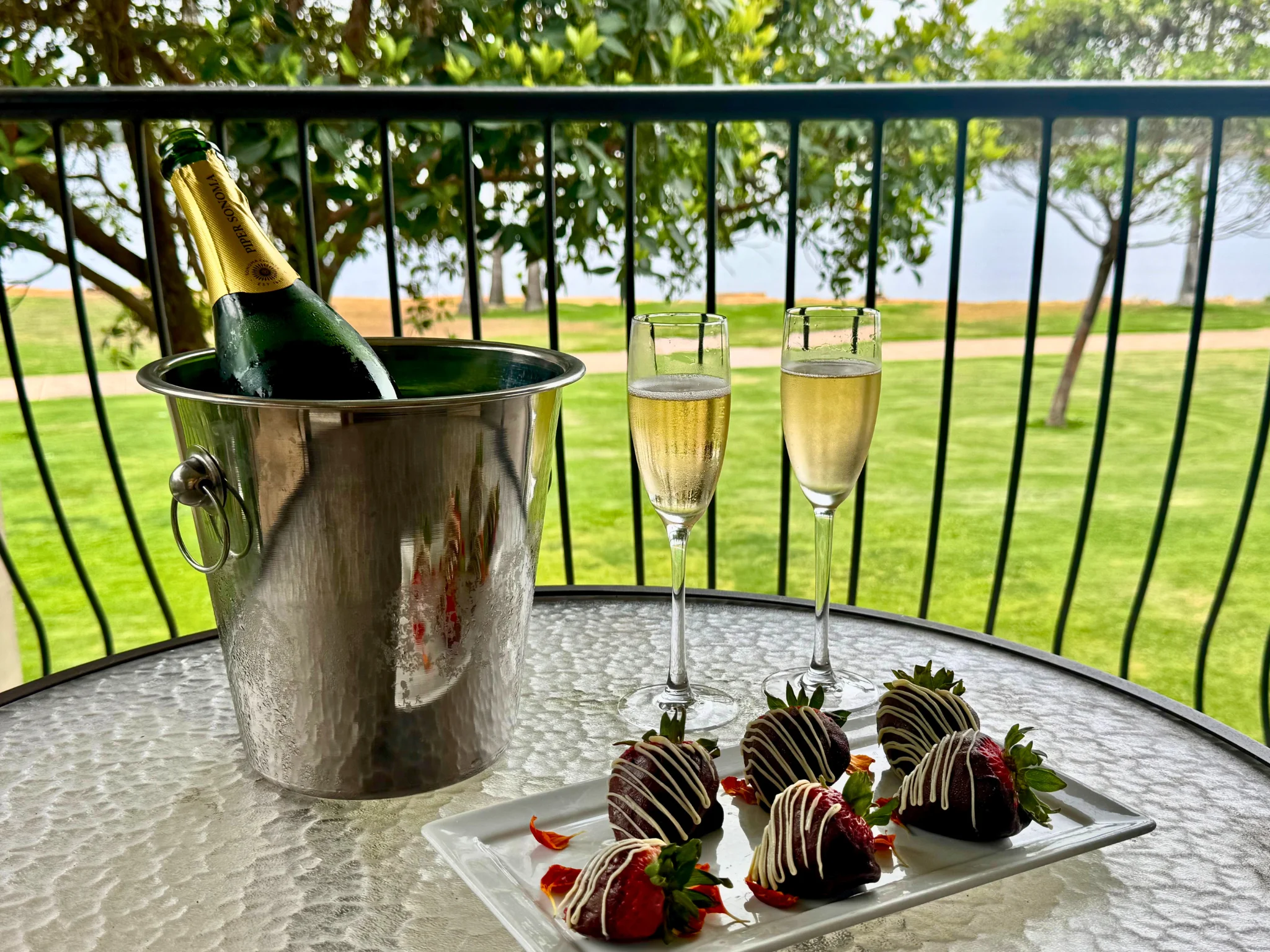 dana romance package