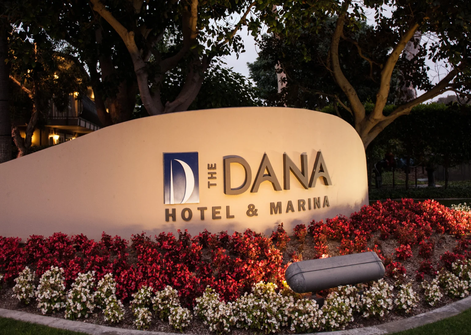 Dana sign