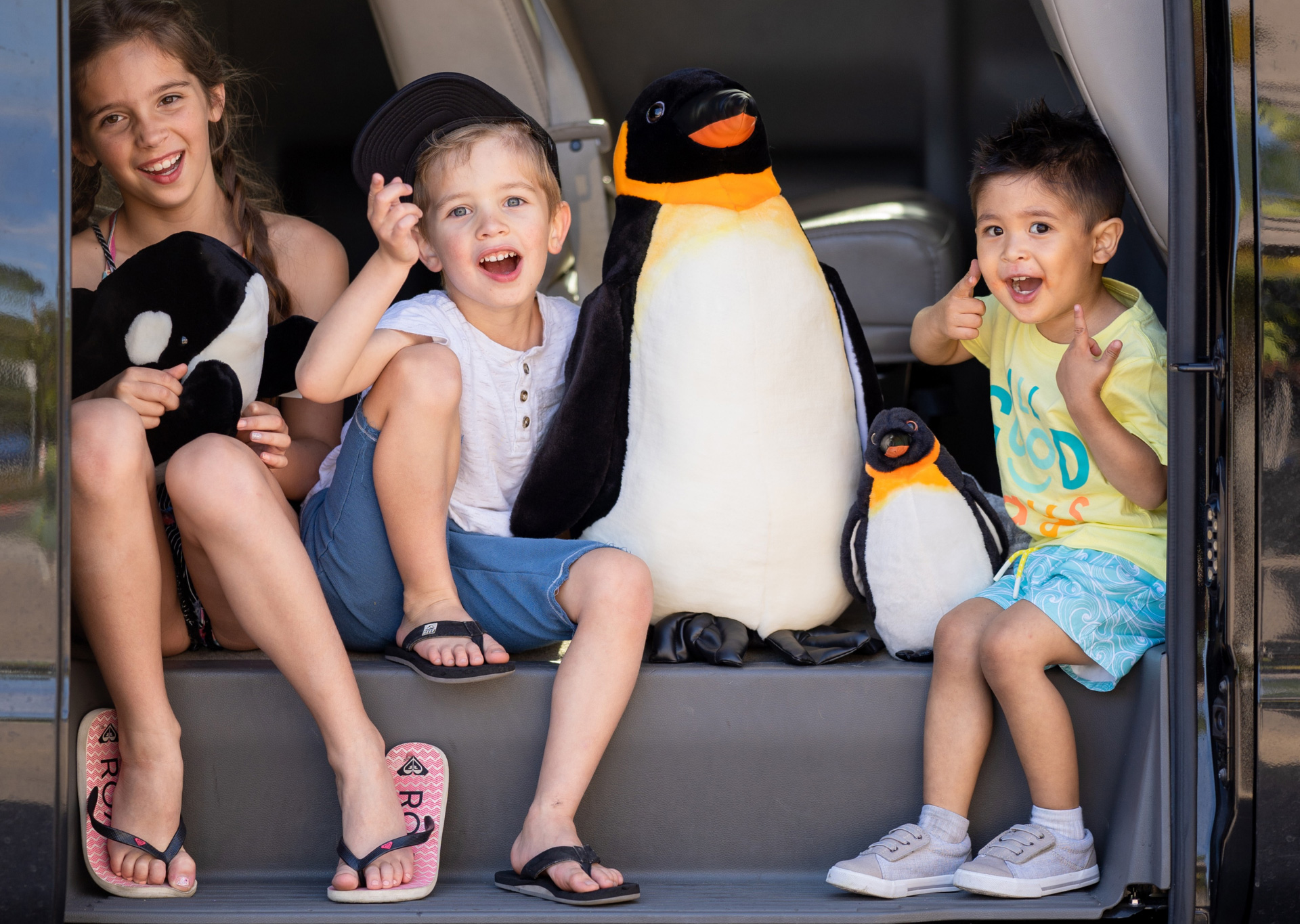 Kids on the Sea World Shuttle