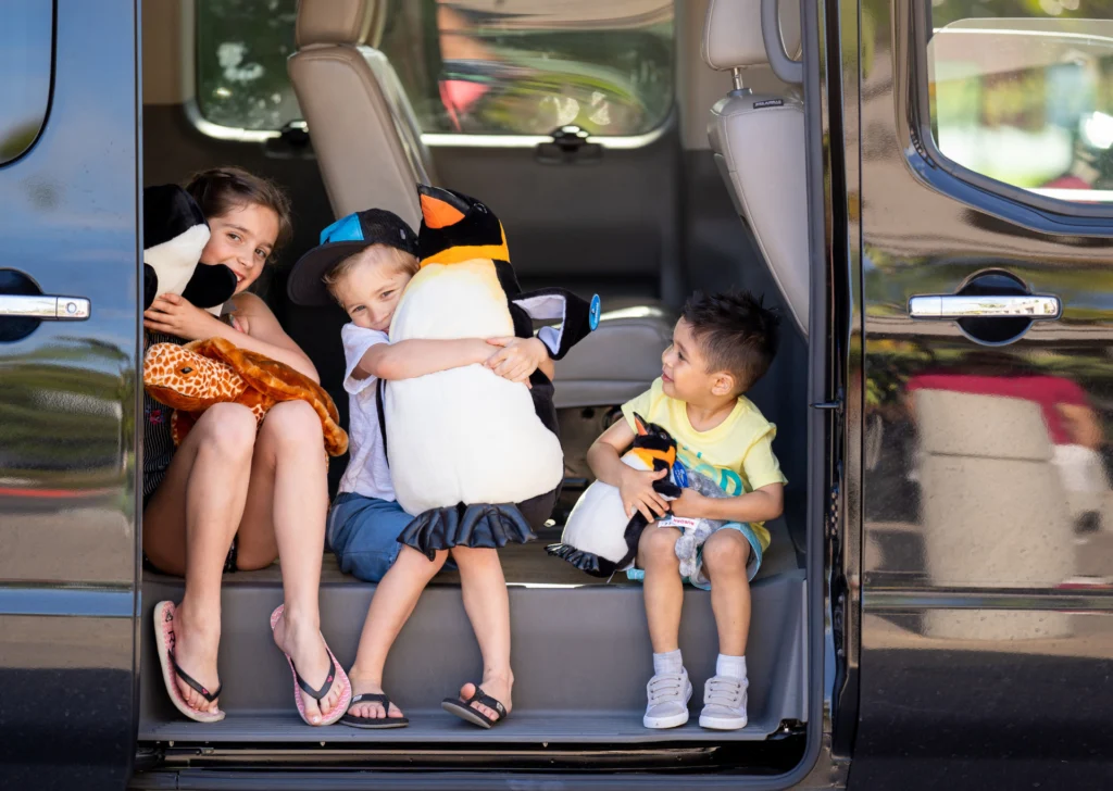 Kids on the Sea World Shuttle