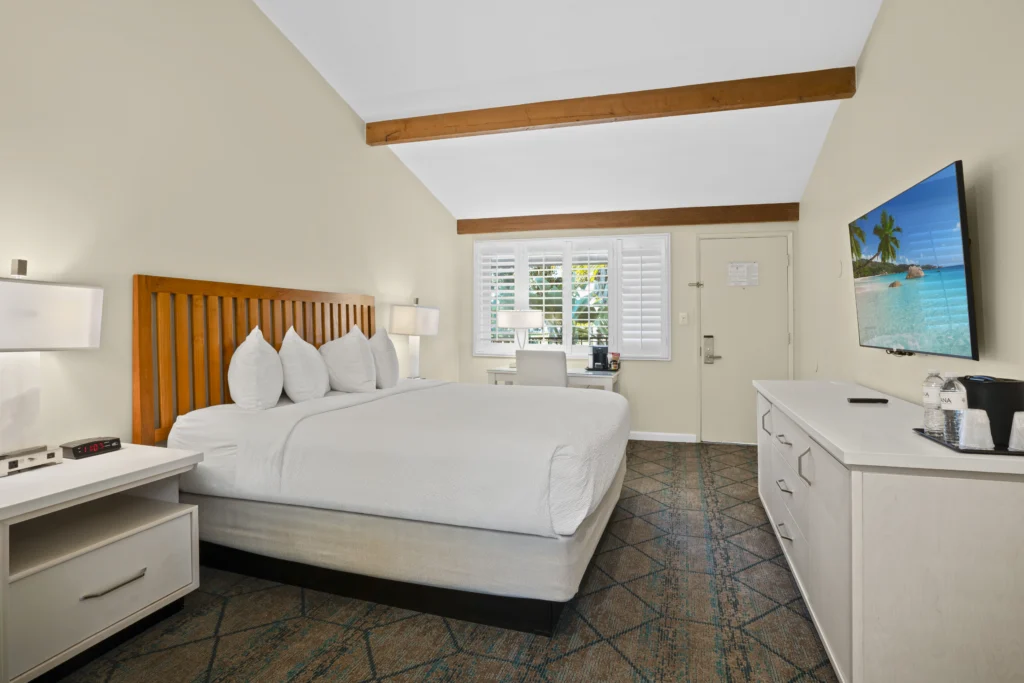King bed in Standard King at The Dana on Mission Bay San Diego